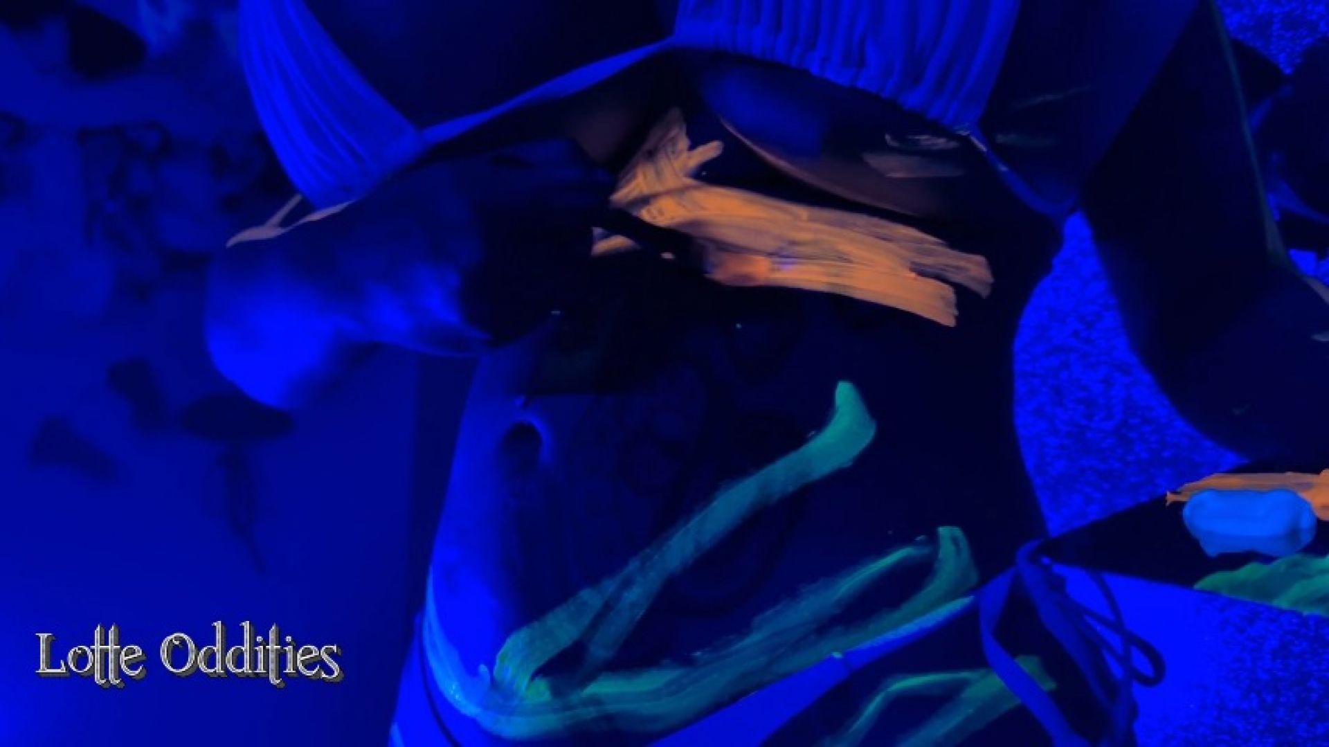 460cc blacklight bikini paint