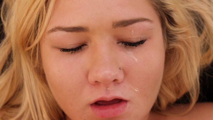 Brittney Bloom POV Facial from "Rimming Honey&quot