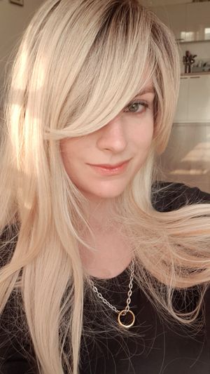 kinkyamyy-s-profile-page-8-vids-pics-more-manyvids-manyvids